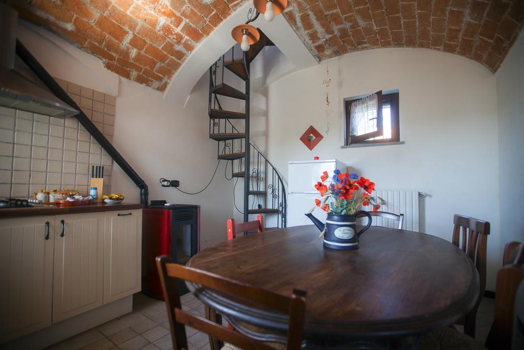 Ca Borgo Vecchio Aparthotel Brusasco Phòng bức ảnh