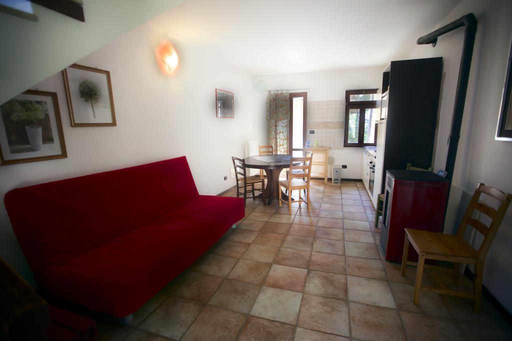 Ca Borgo Vecchio Aparthotel Brusasco Phòng bức ảnh